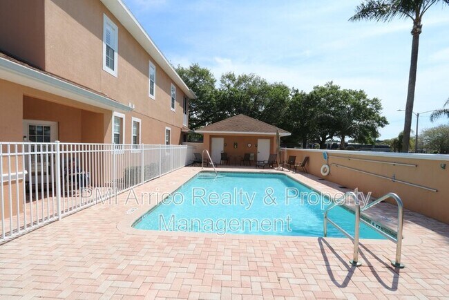 Foto del edificio - 9710 Taylor Rose Ln