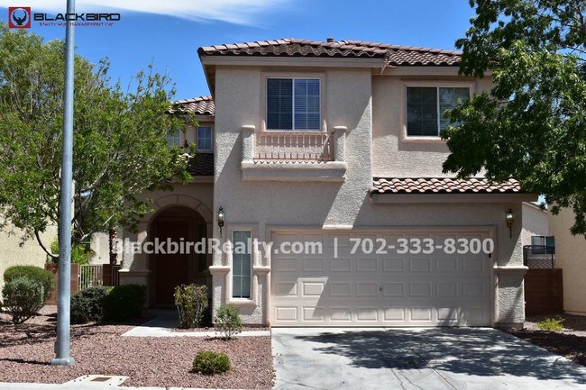 Building Photo - Two Story Three Bedroom Home in Southwest