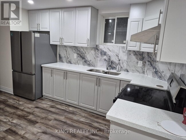 Building Photo - 46 Meadowcrest Ln