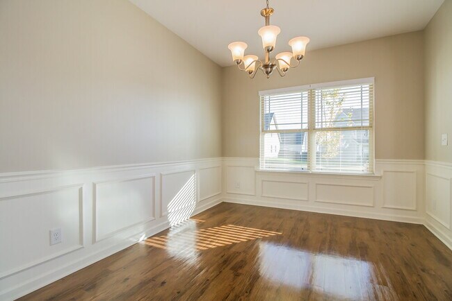 Foto del edificio - 8005 Lakota Ct