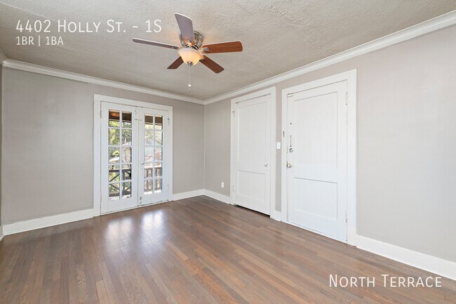 Foto del edificio - 4402 Holly St