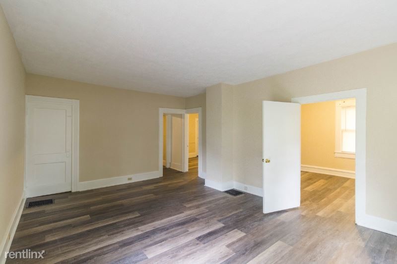Foto principal - 37728 2nd St
