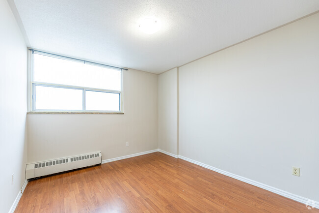 1 chambre + bureau, 1 salle de bain - 720 pi2 - Chambre - 11 Kendale Court Apartments