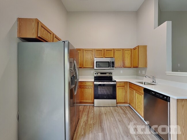 Building Photo - 8422 Wallace Glen Dr