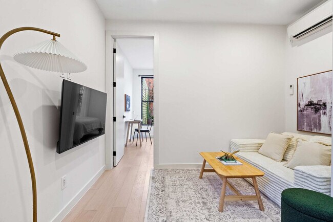 Building Photo - 311 Eckford St