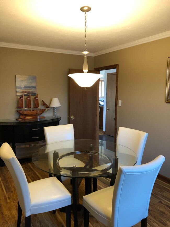 Foto del edificio - 8 Raymond St