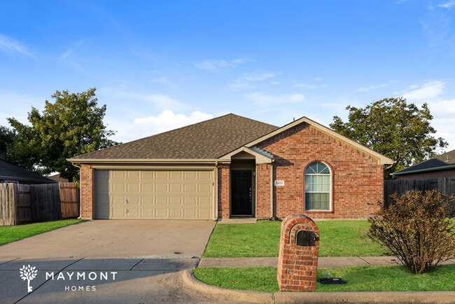 Building Photo - 1213 Crooked Creek Ct Building Photo - 1213 Crooked Creek Ct