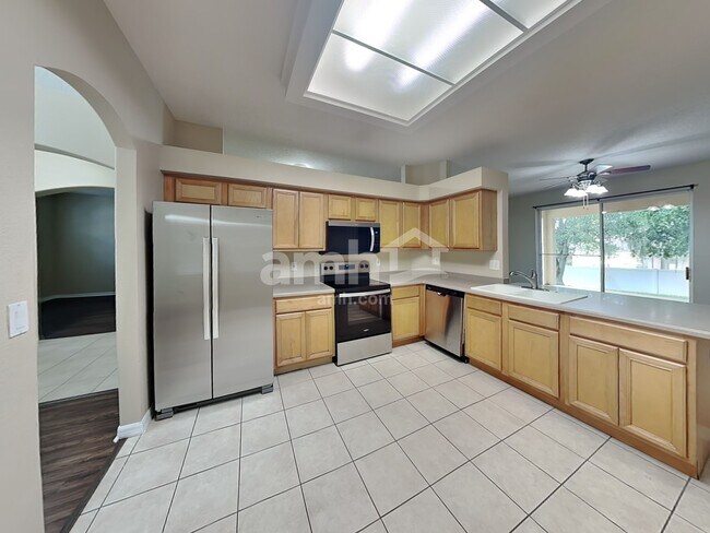 Foto del edificio - 3856 Glenford Dr