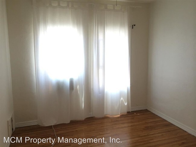 Building Photo - 514 3/4-514 N Spaulding Ave