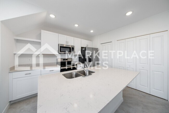 Foto del edificio - 2525 Riverfield Rd