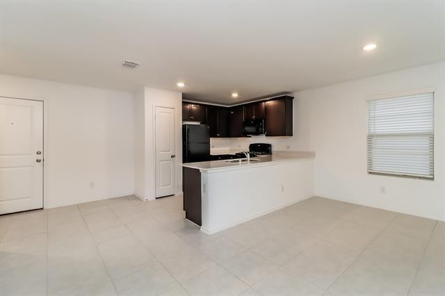 Foto del edificio - 14829 Firerock Rd