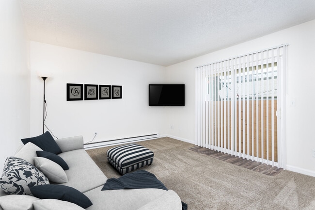 Building Photo - Executive 1801