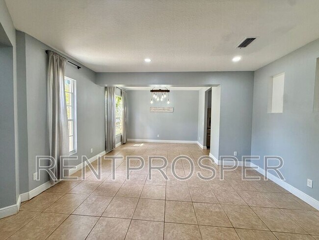 Foto del edificio - 4205 Canby Dr