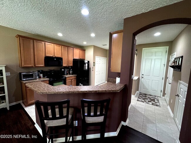 Building Photo - 3685I Creswick Cir