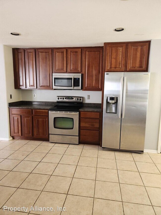 Building Photo - 3 br, 3 bath House - 1278 Lark Avenue