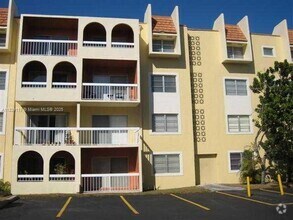 Building Photo - 7865 Camino Real