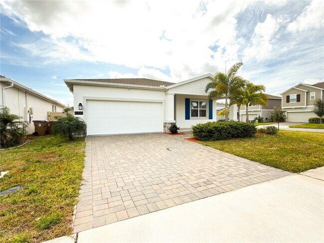 Foto del edificio - 6300 Chirpine Ln