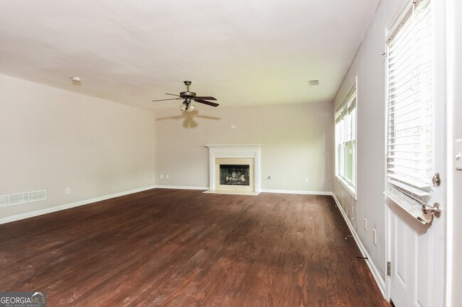Building Photo - 3671 Devon Park Ln NW