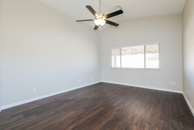 Building Photo - 4503 N 88th Ave