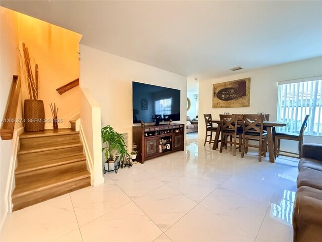 Building Photo - 12659 SW 54th Ct
