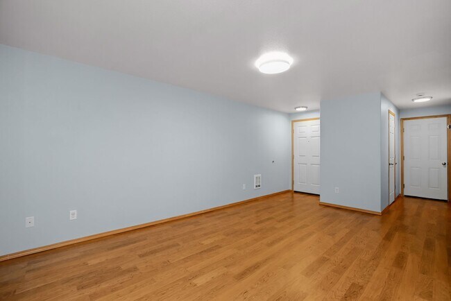 Foto del edificio - 1124 73rd Dr SE