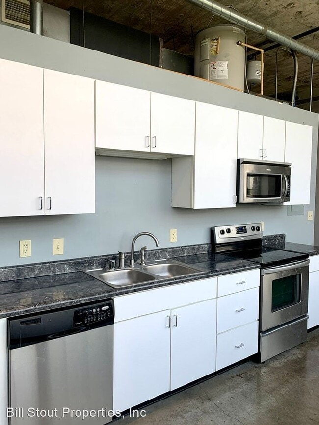 Building Photo - 1 br, 1 bath House - 2520 S. 3rd Street # 413