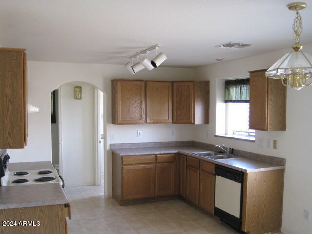 Primary Photo - 9314 E Oro Ave