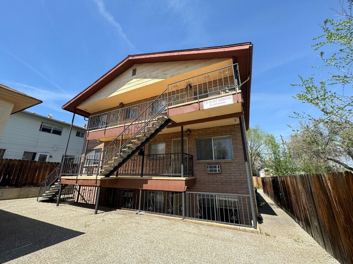 Primary Photo - 131 W Arroyo St
