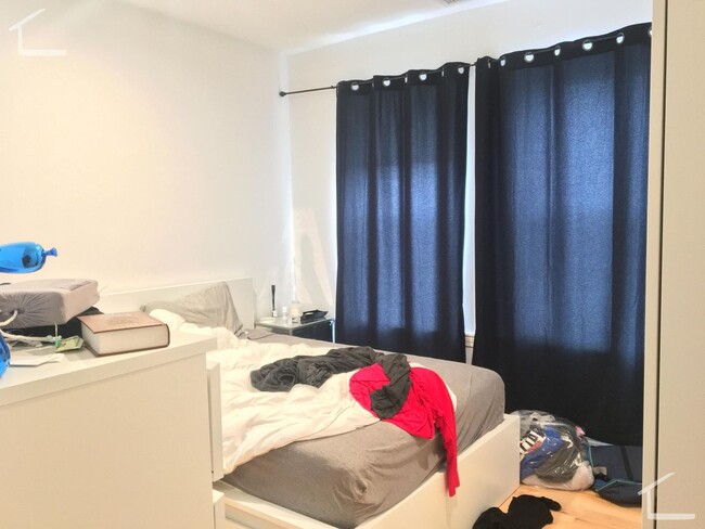 Foto del edificio - 5 Bedroom