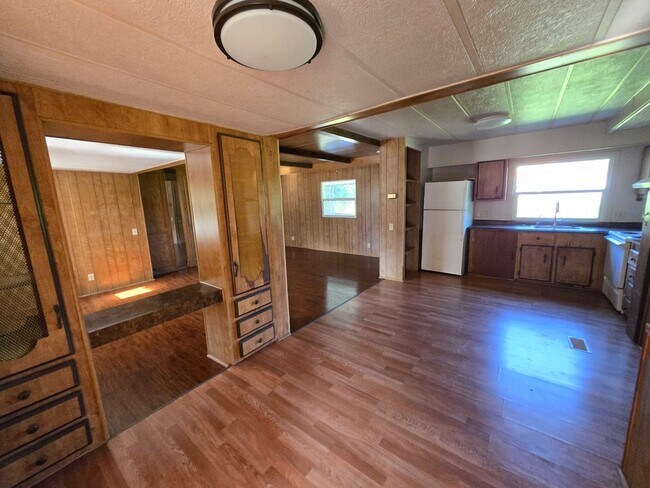 Foto del edificio - 3bd/2bath Available Now!
