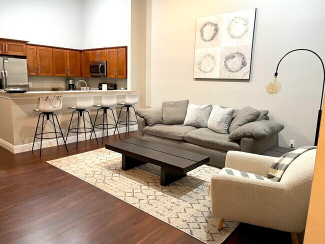 Foto del edificio - 1317 Periwinkle Pl