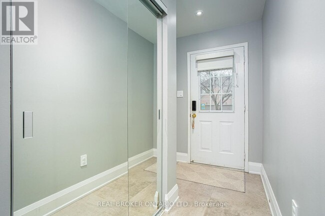 Building Photo - 86 Joymar Dr