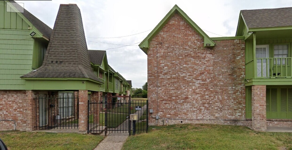 Building Photo - Audrey Lane Townhomes