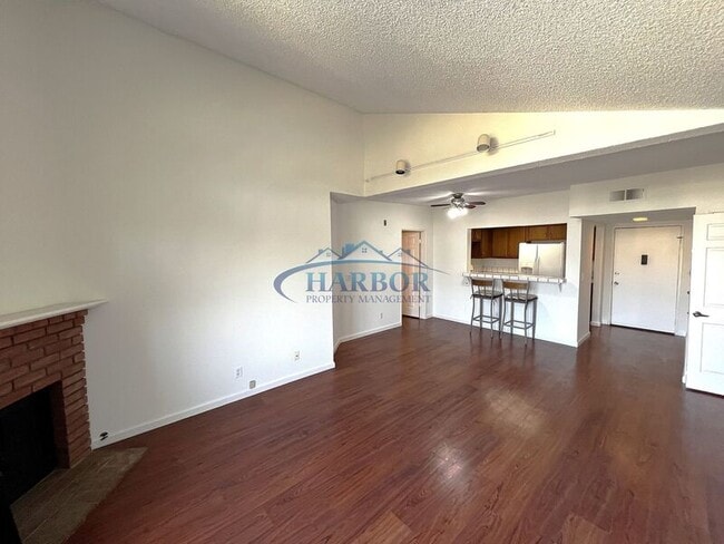 Foto del edificio - 27980 S Western Ave