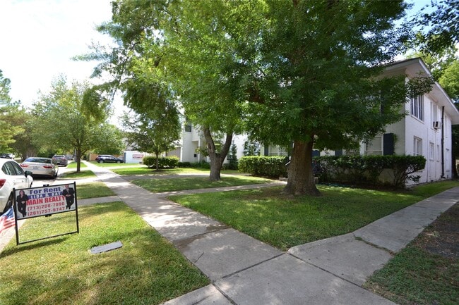 Foto del edificio - 1517 Bonnie Brae St