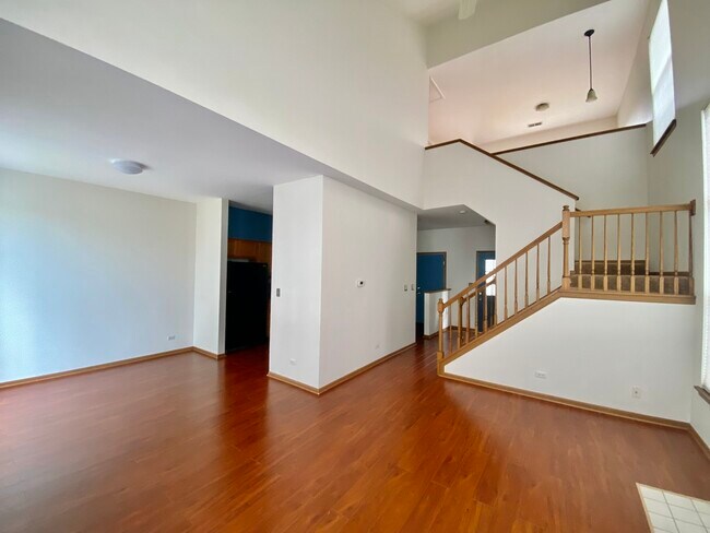 Foto del edificio - 399 Glen Byrn Ct