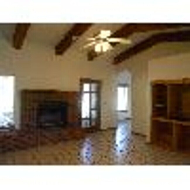Building Photo - Tucson Foothills Home