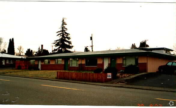 Primary Photo - Ventura I Apartments