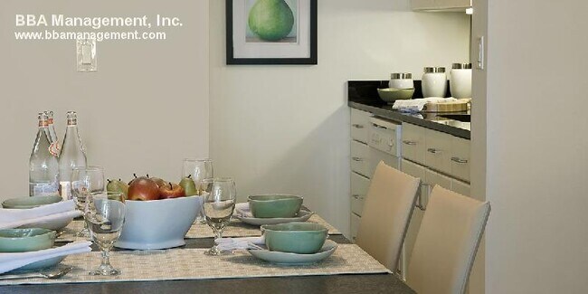 Photo - 1 Devonshire Pl. Unit PH206 Apartment