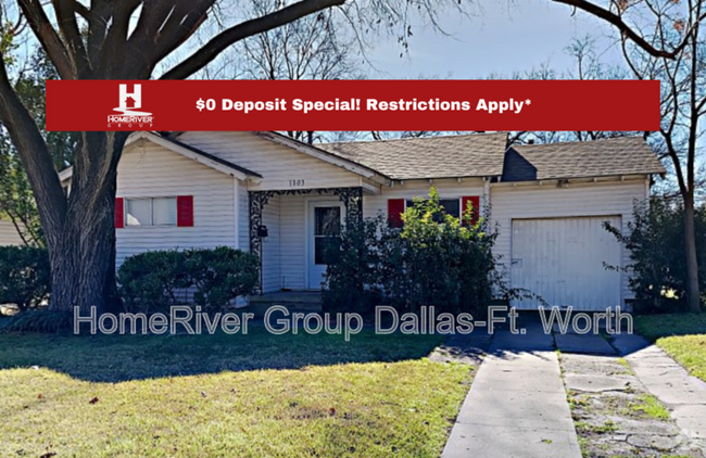 Building Photo - 1303 Casa Vale Dr