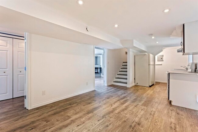 Building Photo - 10245 Wedgewood Dr