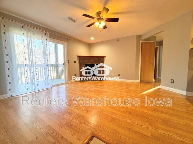 Building Photo - 10151 Sutton Pl