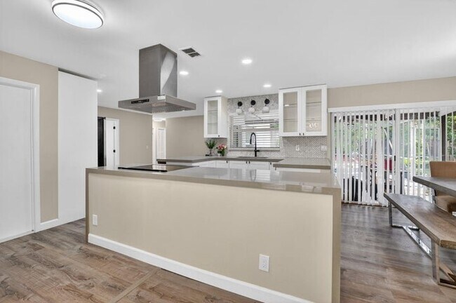 Foto del edificio - 3068 NW 25th Way