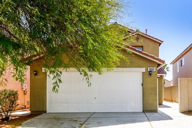 Building Photo - 7450 Easingwold Dr