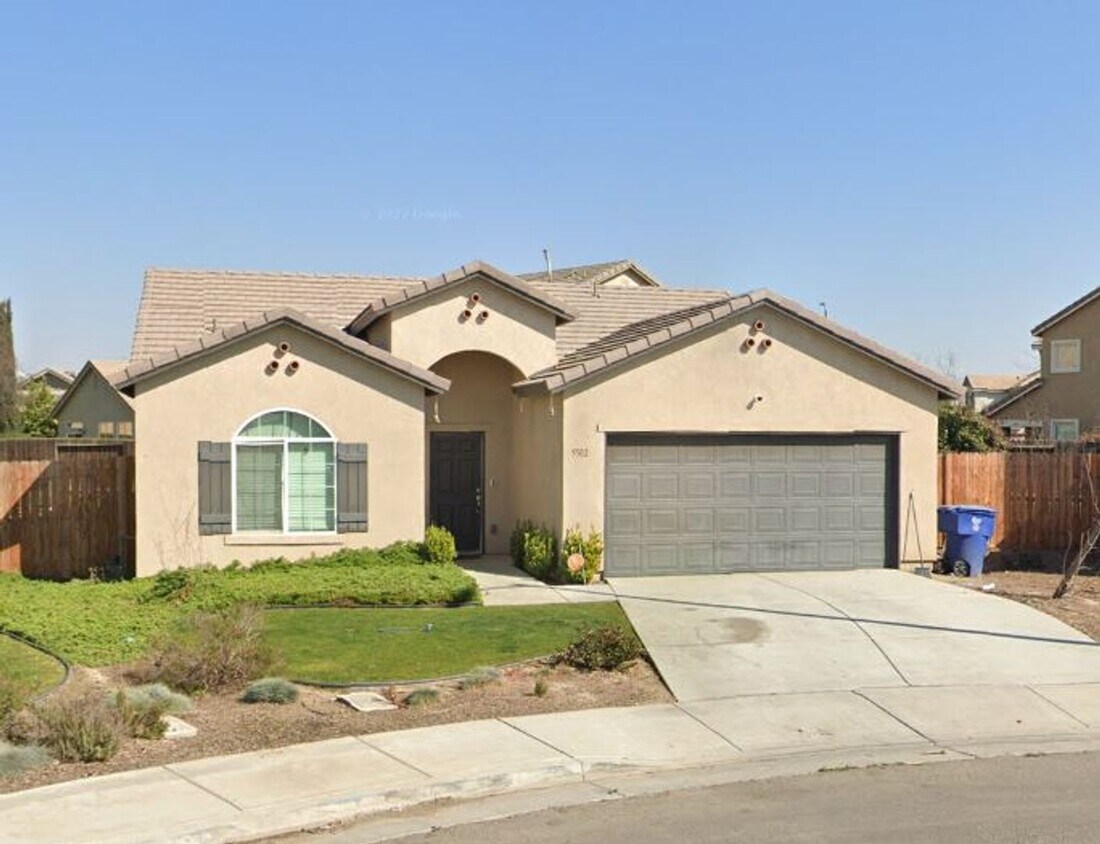 Foto principal - Beautiful Home Located in the Southwest!