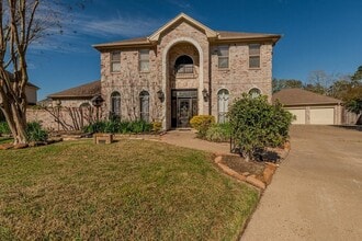 Building Photo - 4820 Ashland Ln