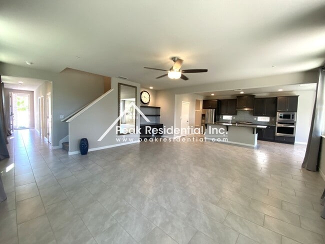 Building Photo - Very Nice 4bd/3ba North Natomas Home with ...
