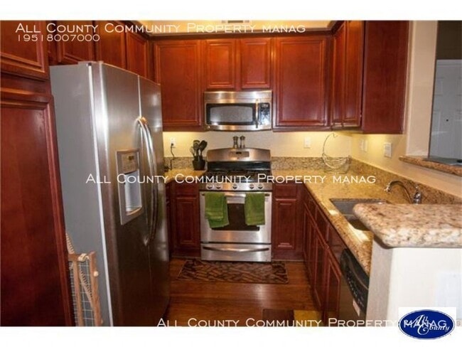 Building Photo - 31074 Strawberry Tree Ln