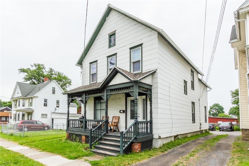 Primary Photo - 135 North St