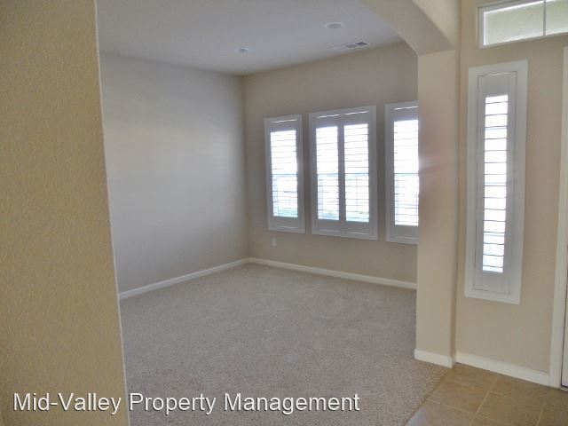 Foto del edificio - 4 br, 2 bath House - 2375 Kirch Flat Avenue